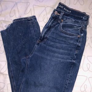 AE RELAXED MOM JEAN: 2 Regular